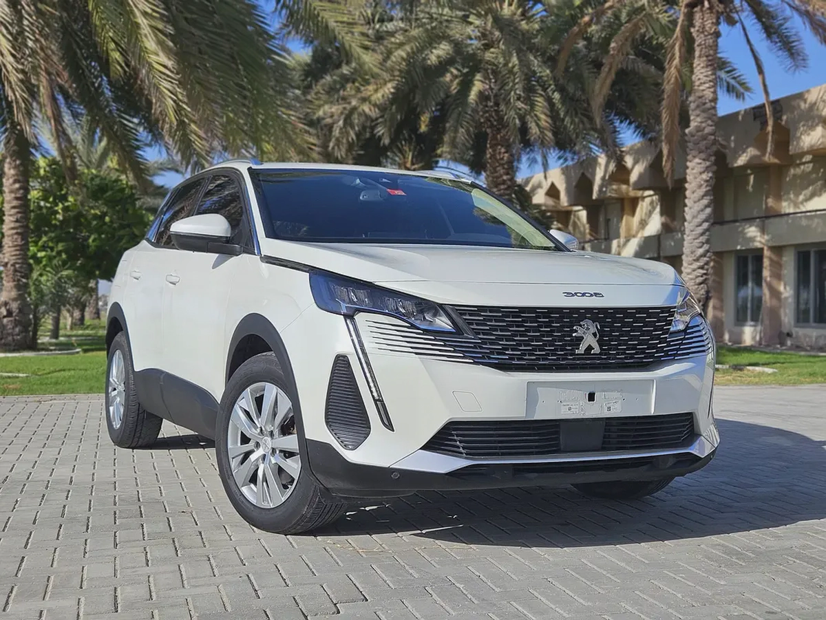 Peugeot 3008 Active 2022 GCC Specs - Low Mileage Mid Sized Compact SUV
