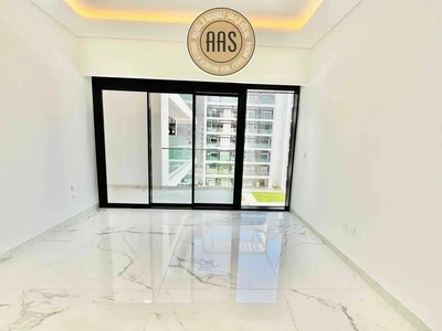 Brand new studio •• kitchen appliances •• prime location-1