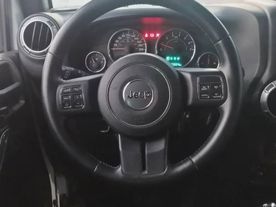 جيب رانجلر 2015 مالك أول من الوكالة-13