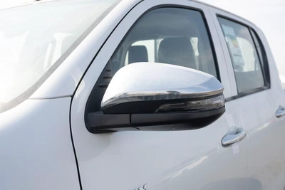 TOYOTA HILUX 2.4 A/T MODEL 2025 DIESEL-8