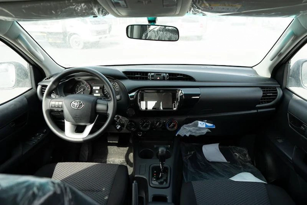 TOYOTA HILUX 2.4 A/T MODEL 2025 DIESEL