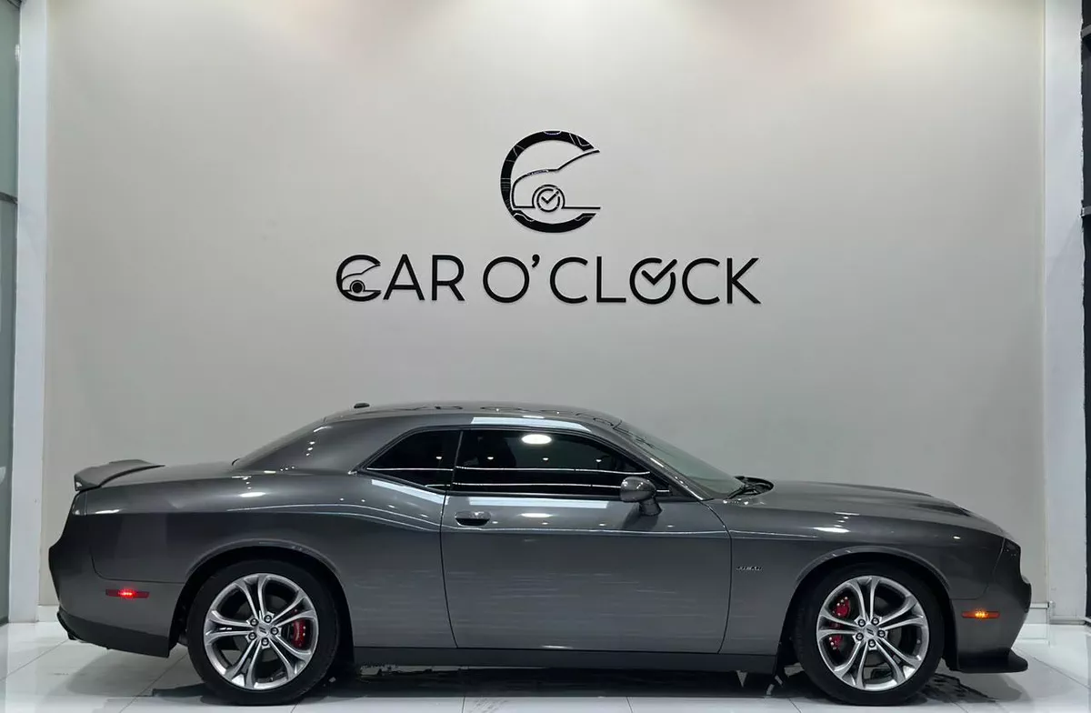 Dodge Challenger RT-1-1