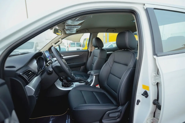 Dongfeng Rich 6 | Double Cabin 4X2 | Automatic | GCC Specs | Ref#D02185