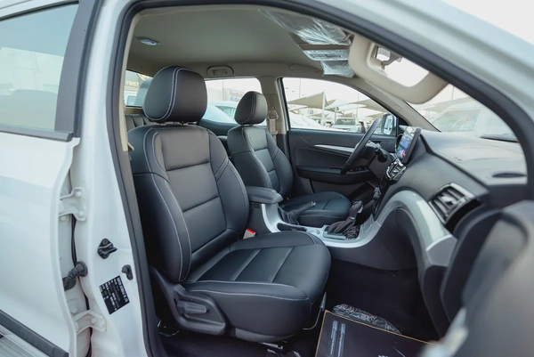 Dongfeng Rich 6 | Double Cabin 4X2 | Automatic | GCC Specs | Ref#D02185