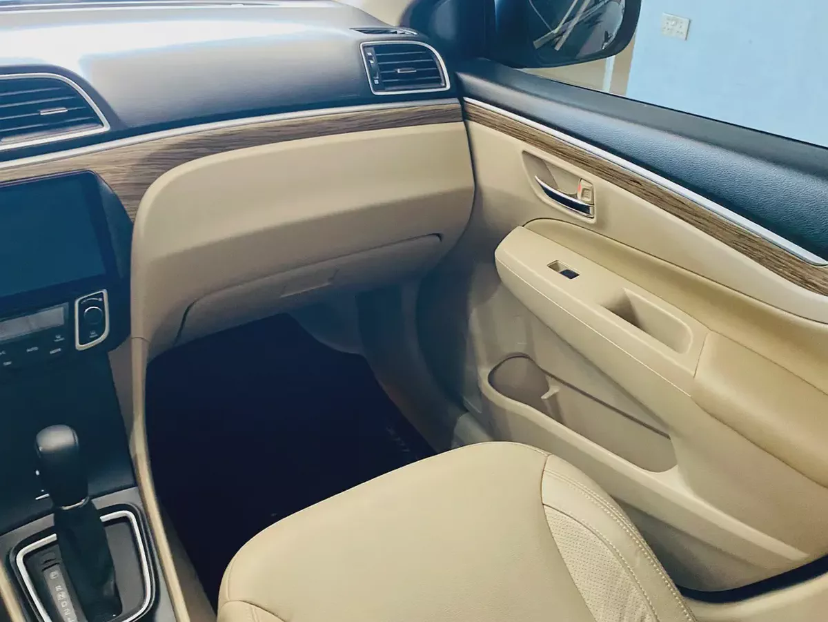 Suzuki Ciaz 2025 Premium GCC Specs - Brand New-14-14