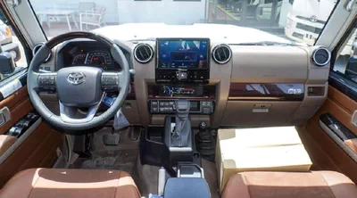 Toyota Land Cruiser Pick Up TOYOTA LC79 DC 2.8L DSL 25 YM FULL OPTIONS AT LC79 DC 2.8L DSL FULL AT 25 YM-2