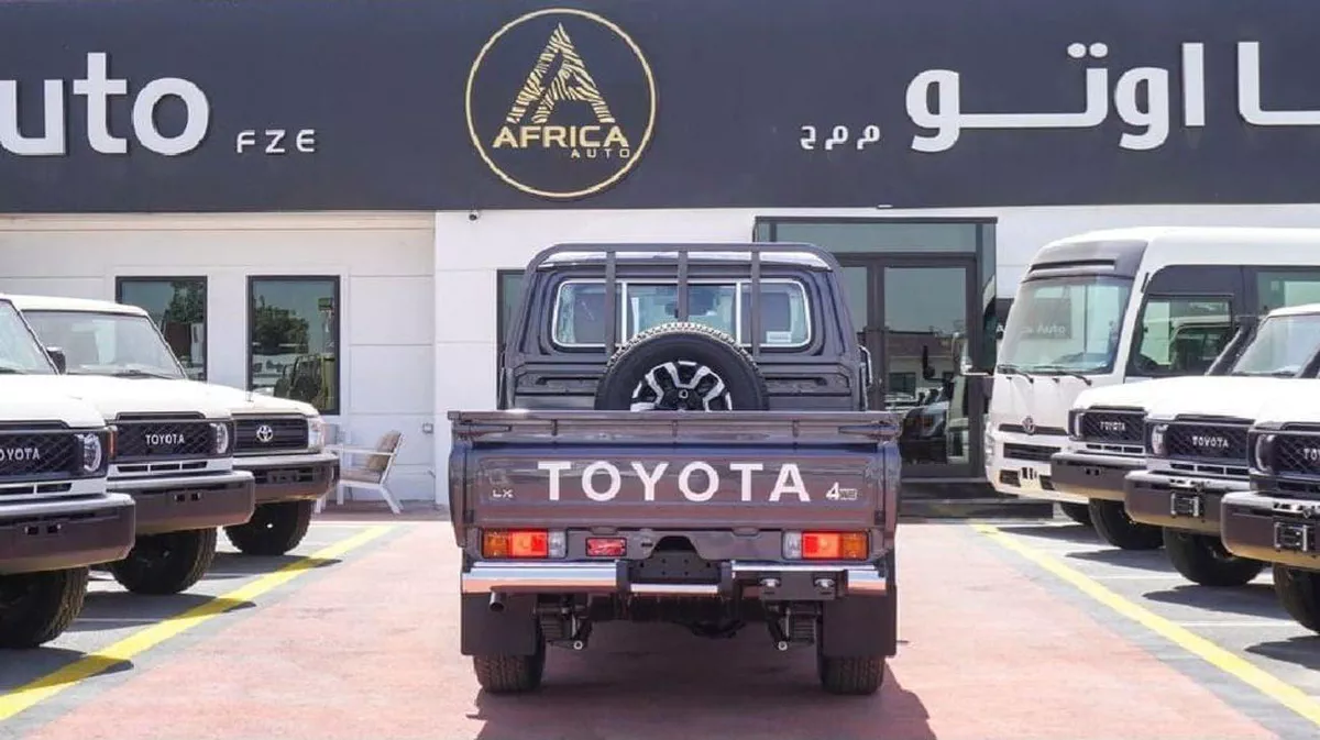 Toyota Land Cruiser Pick Up TOYOTA LC79 DC 2.8L DSL 25 YM FULL OPTIONS AT LC79 DC 2.8L DSL FULL AT 25 YM-9-0