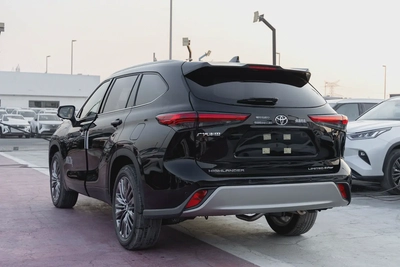 Toyota Highlander Limited E-FOUR | 2026 | Chinese Specs | 2.5L HEV | AWD | Black | export-5