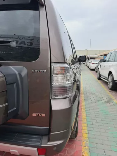 Mitsubishi Pajero GLS 2010 - GCC Specs - Reliable SUV-13