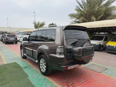 Mitsubishi Pajero GLS 2010 - GCC Specs - Reliable SUV-4