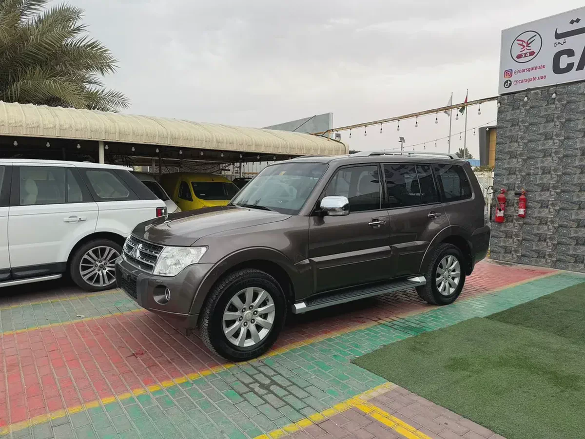 Mitsubishi Pajero GLS 2010 - GCC Specs - Reliable SUV-1-1