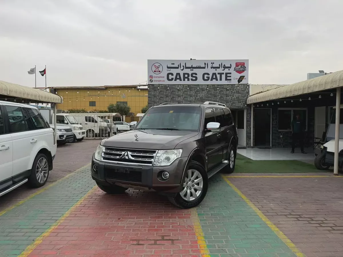 Mitsubishi Pajero GLS 2010 - GCC Specs - Reliable SUV-2-2