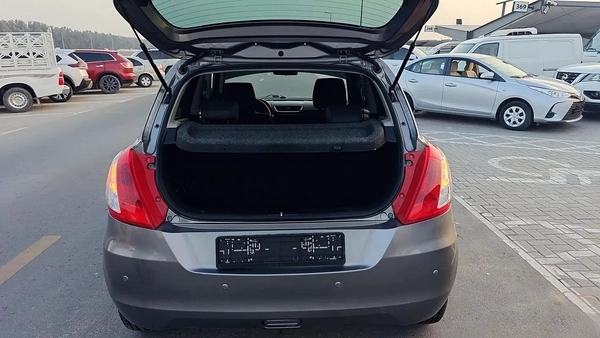 2016 Suzuki Swift GLX - GCC Specs