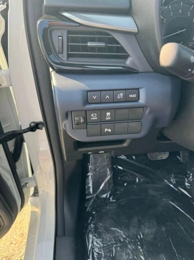 Suzuki Baleno GLX 1.5L PETROL 2026-8