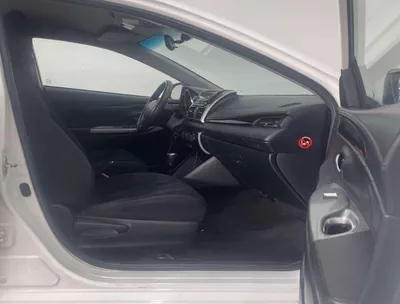 Toyota Yaris SPORT 1.5L-4 CYL - EXCELLENT CONDITION-8