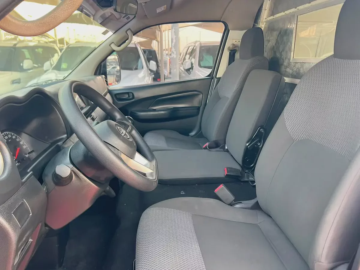 2024 Nissan Urvan | High-roof | Manual | GCC | 3Seats | Ref#1123-8-8