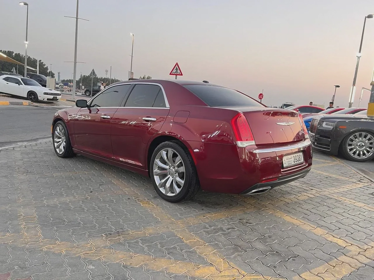 2015 Chrysler 300C-6-6
