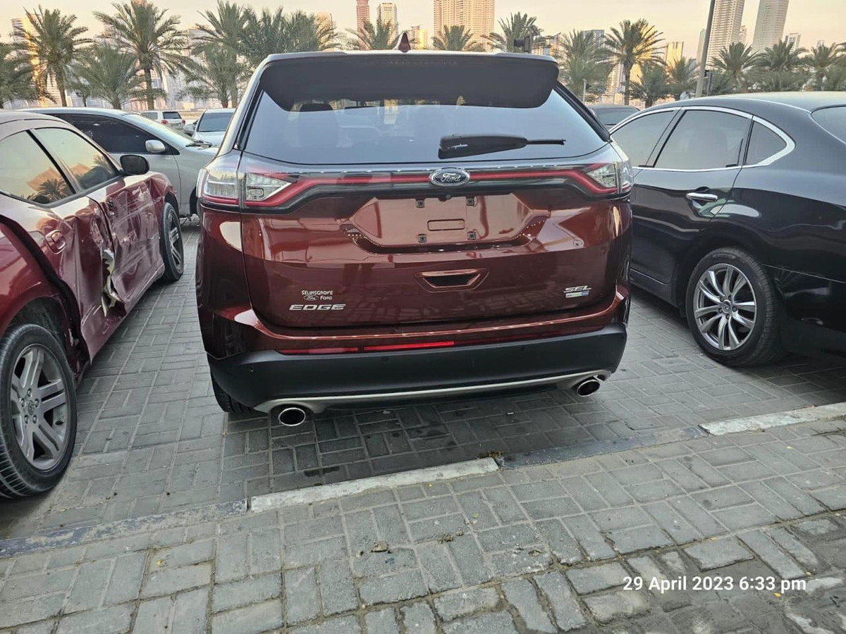 Ford Edge SUV-1-1
