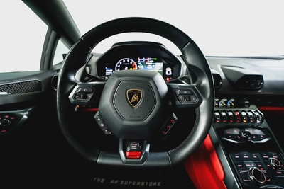 Lamborghini Huracan LP580-2-Very Low Mileage-Mint Condition-Italian Style Design-12