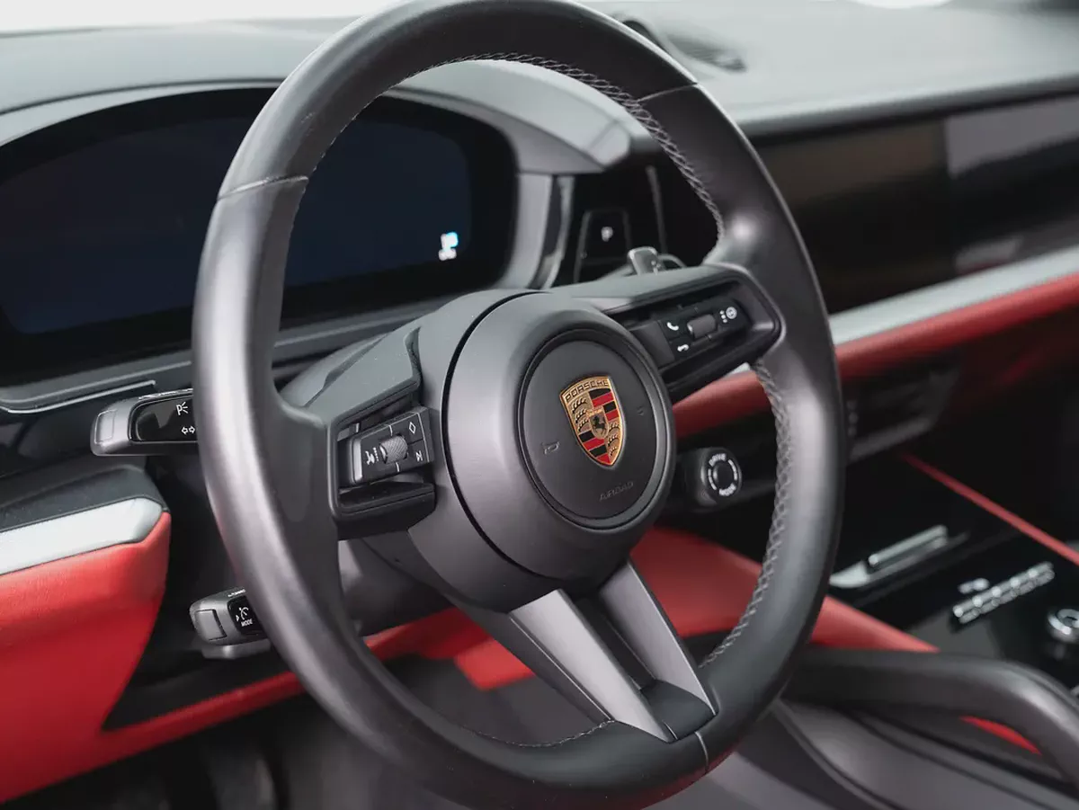 2024 Porsche Cayenne Coupe GCC specs | Low Mileage | Clean Condition-10-10