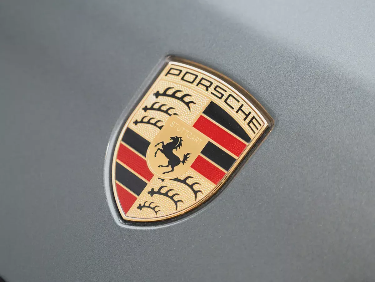 2024 Porsche Cayenne Coupe GCC specs | Low Mileage | Clean Condition-7-7