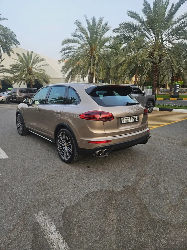 Porsche Cayenne S 2015 | GCC Specs | Well Maintained | Exceptional Condition