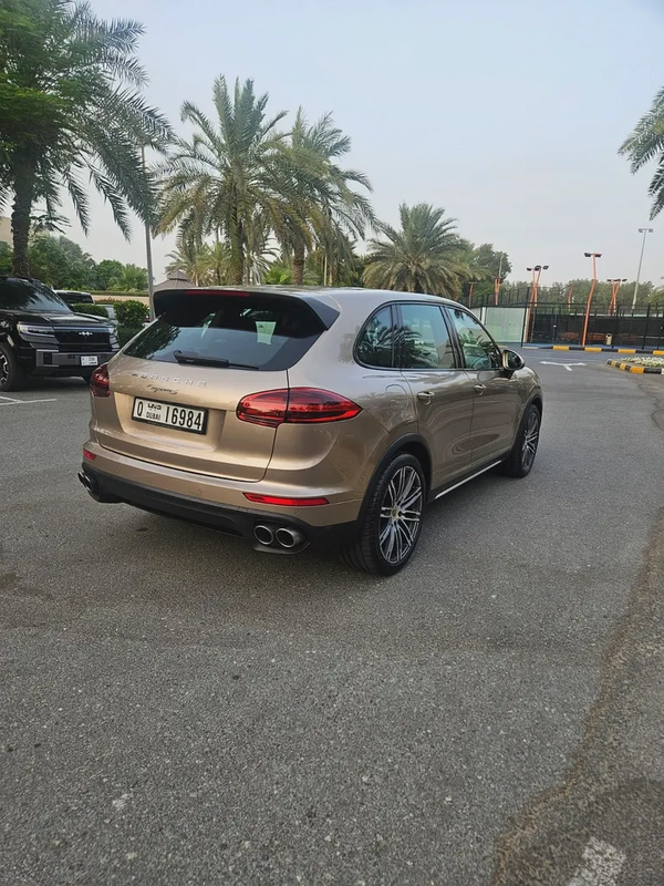 Porsche Cayenne S 2015 | GCC Specs | Well Maintained | Exceptional Condition