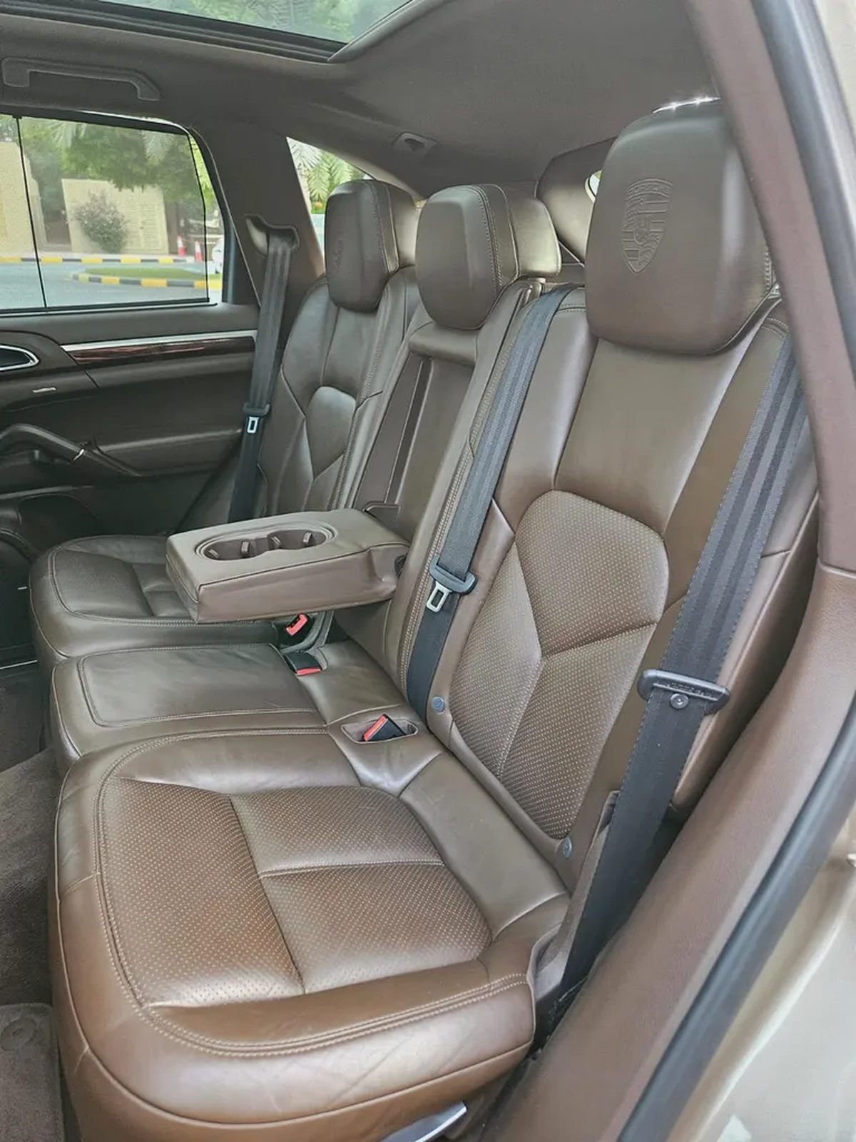 Porsche Cayenne S 2015 | GCC Specs | Well Maintained | Exceptional Condition-10-10