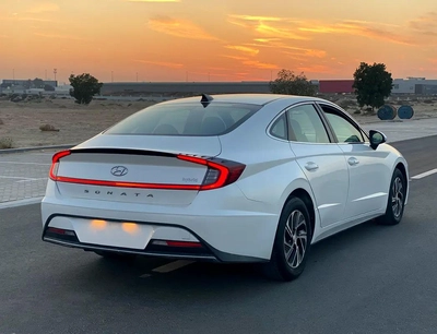 Hyundai Sonata GL-5