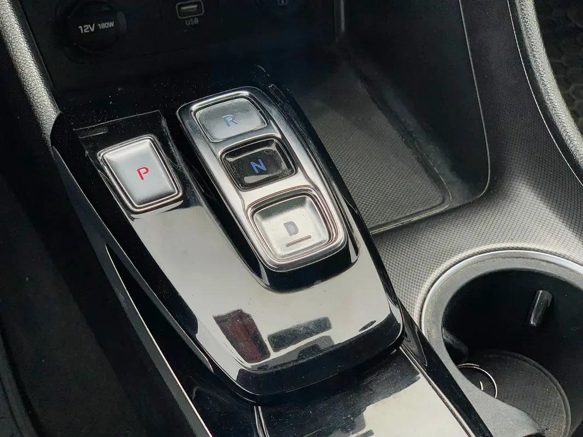 Hyundai Sonata GL-11-11