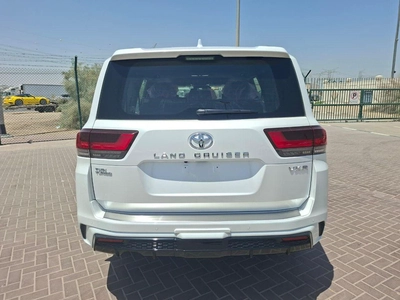 Toyota Land Cruiser VXR-18