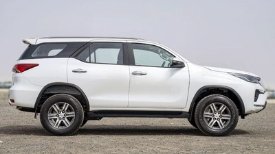 Toyota Fortuner EXR Toyota fortuner 2.4L diesel 4WD AT MY2025-4