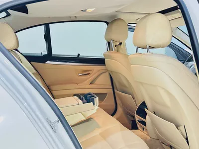 BMW 528i FULL OPTION 2015 GCC SPECS MINT CONDITION-19