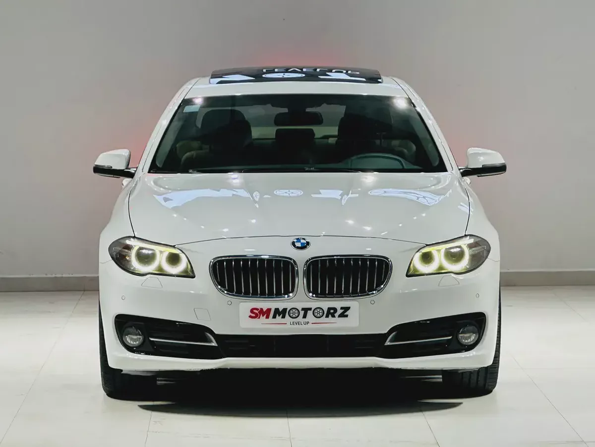 BMW 528i FULL OPTION 2015 GCC SPECS MINT CONDITION-4-4