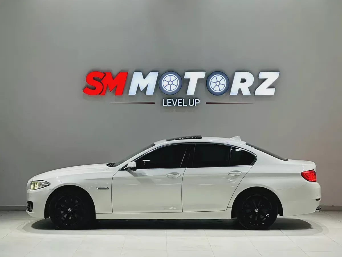 BMW 528i FULL OPTION 2015 GCC SPECS MINT CONDITION-5-5