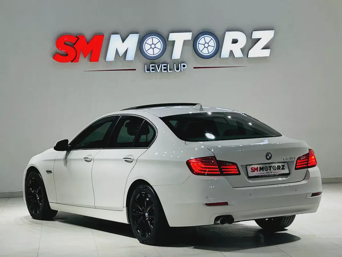 BMW 528i FULL OPTION 2015 GCC SPECS MINT CONDITION-6-6
