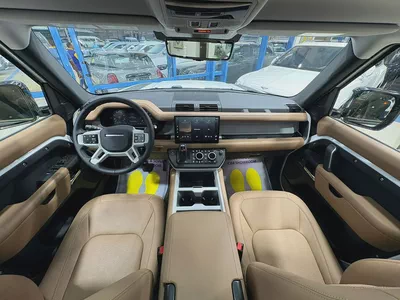 2025 Land Rover Defender 90 S P400-14