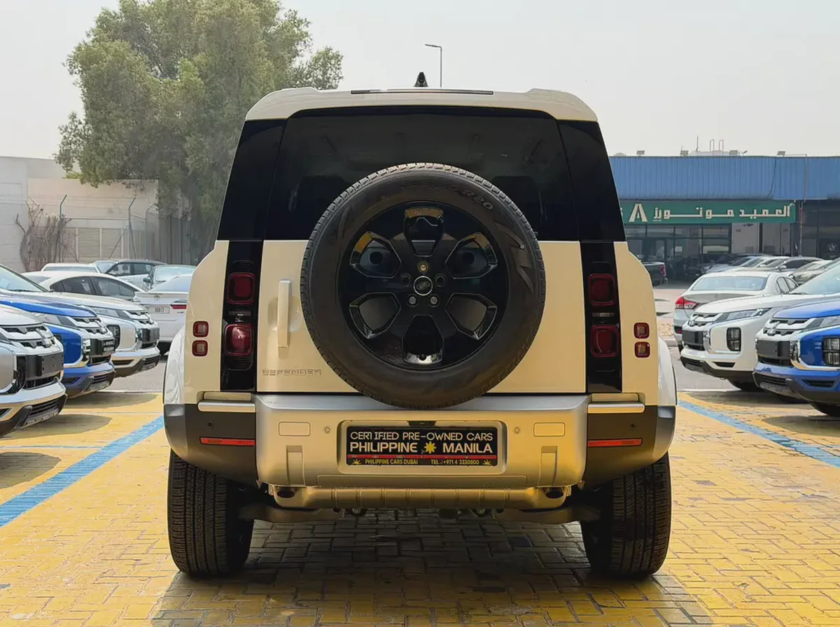 2025 Land Rover Defender 90 S P400-4-4