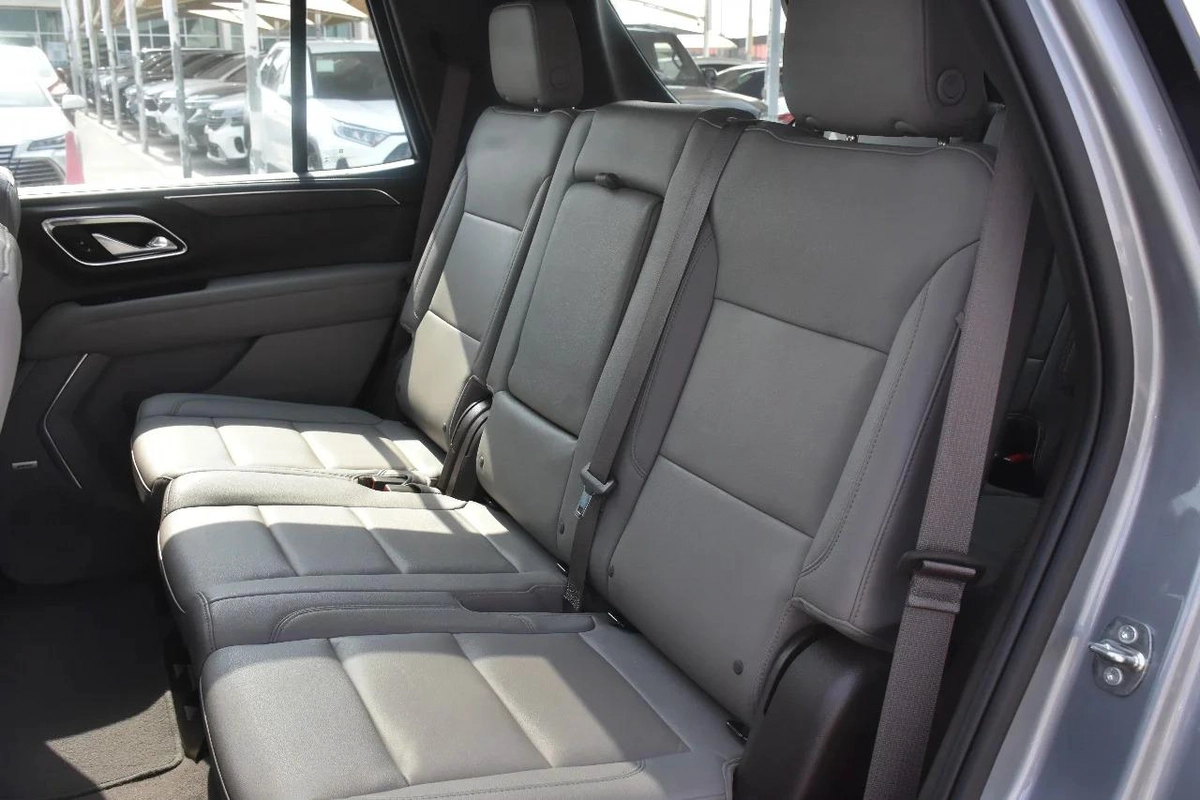 TAHOE LT 4WD 2023 | GREY-18-18