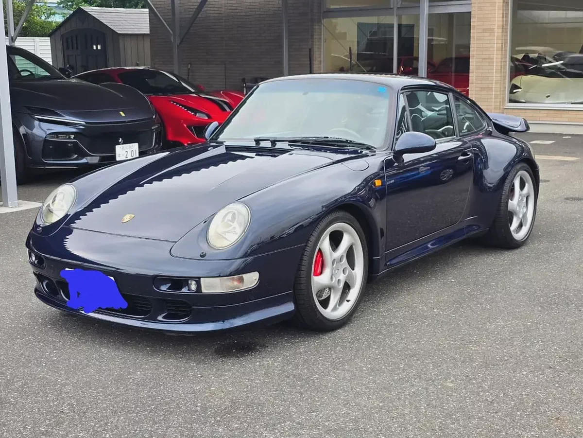 1996 Porsche 911 Carrera 4S (993) - Pristine Japanese Spec