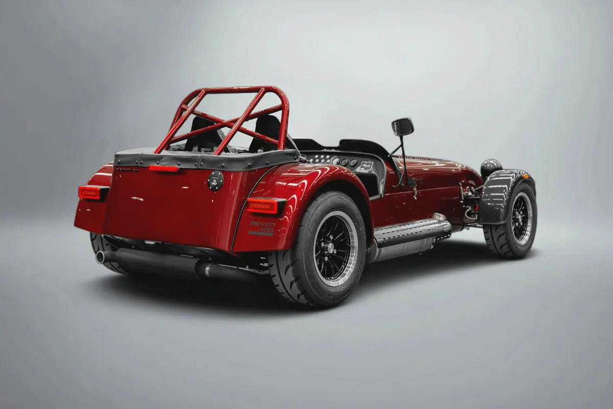 CASH: 355,000 AED | 2025 Caterham 485 Final Edition /  Only 60 Units Worldwide / Caterham Warranty-1-1