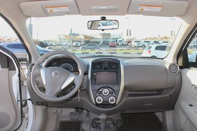 nissan sunny gcc 2022-5