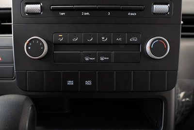 Hyundai STARIA 2025 – Diesel – Automatic – 3-Seater Van-6