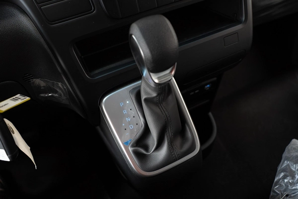 Hyundai STARIA 2025 – Diesel – Automatic – 3-Seater Van