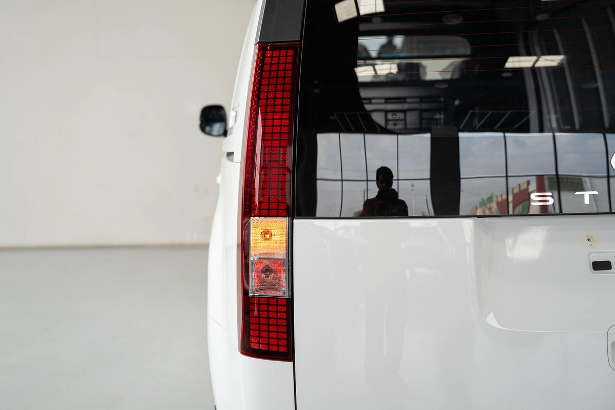 Hyundai STARIA 2025 – Diesel – Automatic – 3-Seater Van-2-2