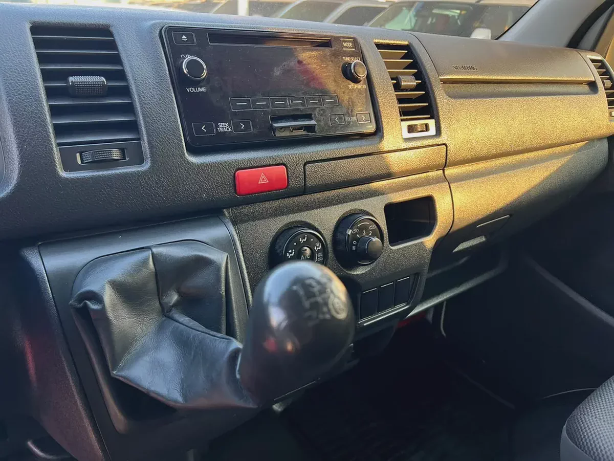 2021 Toyota Hiace | Manual | Cargo Van  | GCC | Reg#1185-15-15