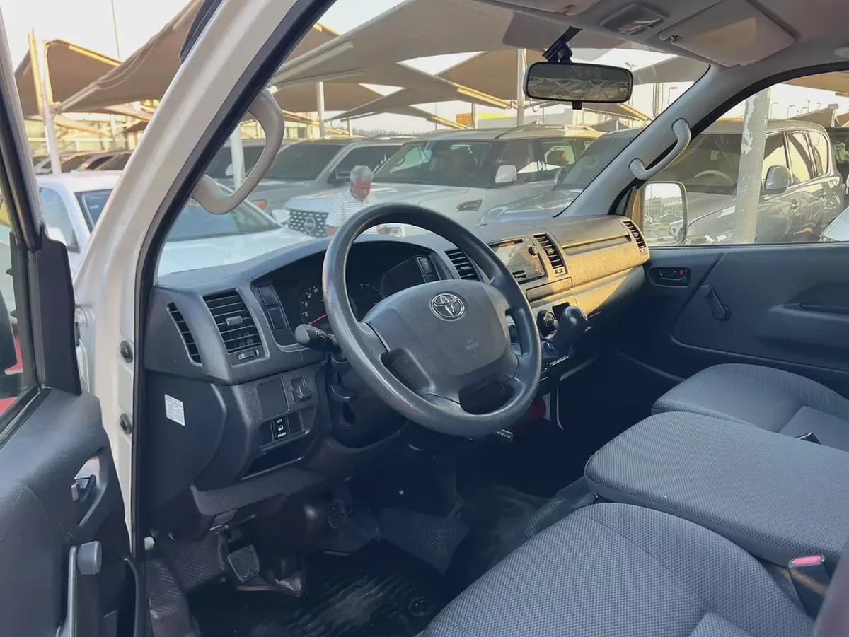 2021 Toyota Hiace | Manual | Cargo Van  | GCC | Reg#1185-6-6