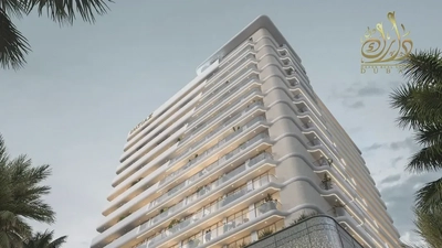 Right now_New 1 Bed_Spacious_Amenity Level Terrace-4
