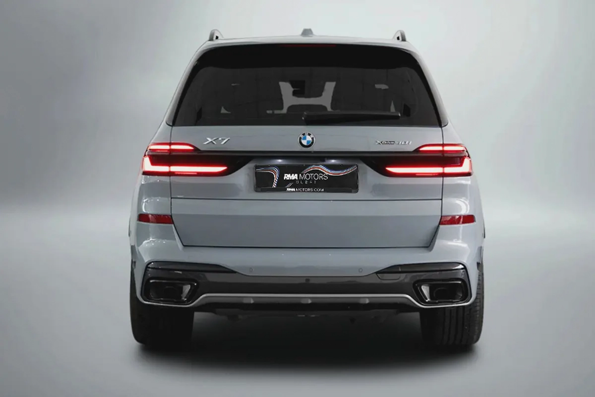 2026 BMW X7 40i xDrive M-Sport Pro / BMW Warranty and Service Contract-2-2