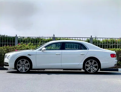 BENTLEY CONTINENTAL FLYING SPUR W12 ELEMENT EDITION | YEAR: 2016 | KMS: 65,000 | GCC SPECS-6